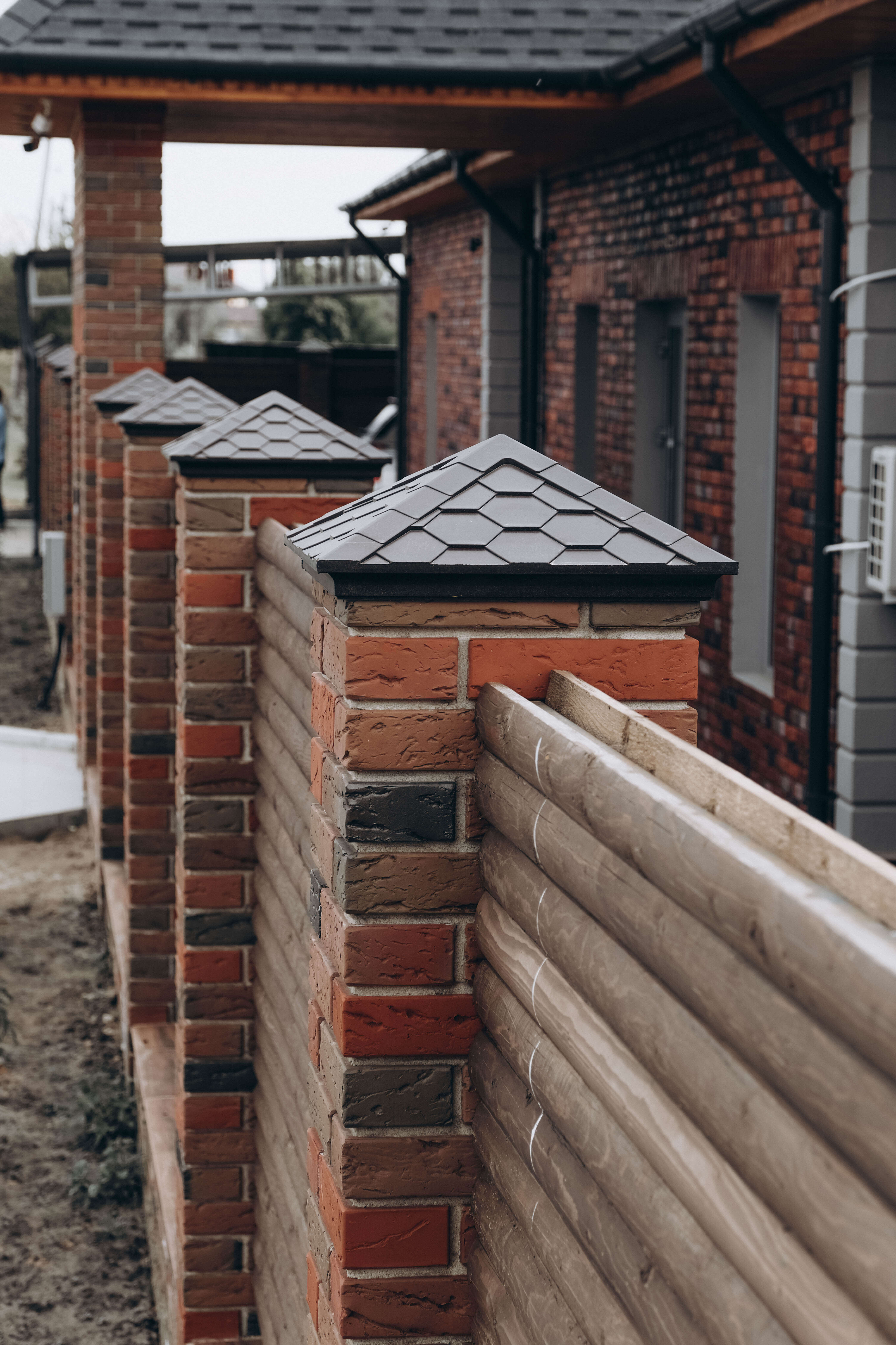 Колпак Zking Эверест Коричневый на столб 1.5х1.5 кирпича (390х390мм) в Гурьевске фото